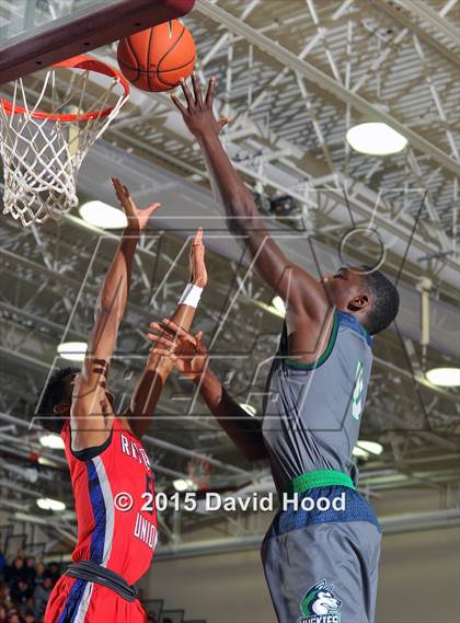 Thumbnail 1 in Chino Hills vs. Redondo Union (MaxPreps Holiday Classic Open Division Championship) photogallery.