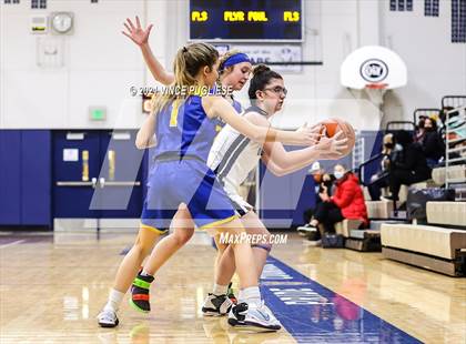Thumbnail 1 in Kelso vs Olympia photogallery.