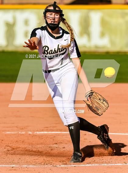 Thumbnail 2 in Hamilton @ Basha photogallery.