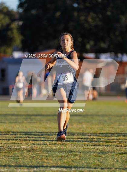 Thumbnail 1 in River Ridge Invitational photogallery.