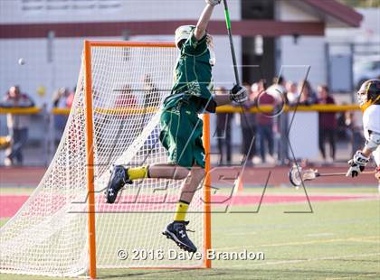 Thumbnail 2 in Royal @ Simi Valley photogallery.