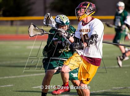 Thumbnail 2 in Royal @ Simi Valley photogallery.