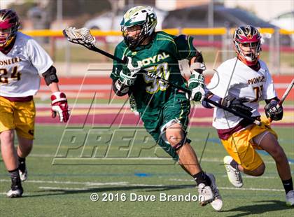 Thumbnail 1 in Royal @ Simi Valley photogallery.