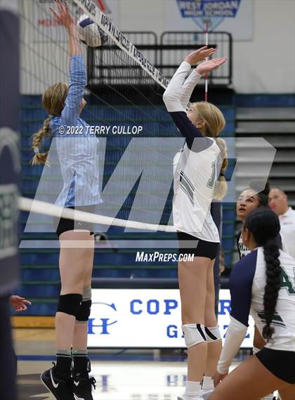 Thumbnail 3 in Westlake @ Copper Hills photogallery.