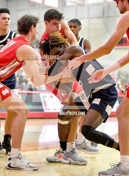 Thumbnail 2 in St. John Bosco @ Mater Dei photogallery.
