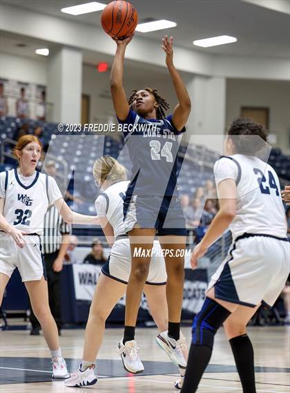 Thumbnail 2 in Lone Star @ Walnut Grove photogallery.