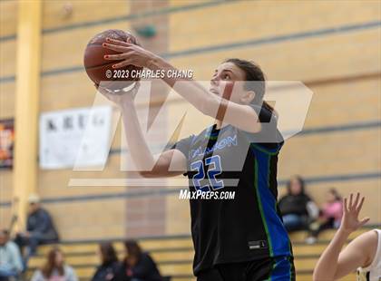 Thumbnail 1 in Branson vs Windsor (Windsor Holiday Classic) photogallery.