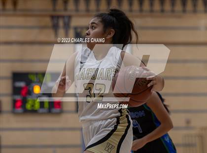 Thumbnail 1 in Branson vs Windsor (Windsor Holiday Classic) photogallery.