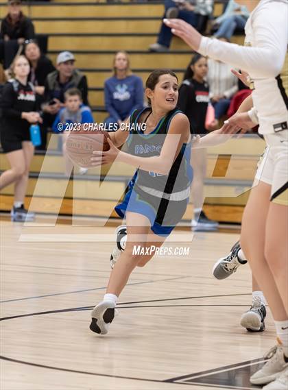 Thumbnail 2 in Branson vs Windsor (Windsor Holiday Classic) photogallery.