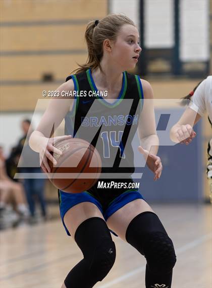 Thumbnail 3 in Branson vs Windsor (Windsor Holiday Classic) photogallery.