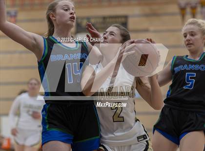 Thumbnail 3 in Branson vs Windsor (Windsor Holiday Classic) photogallery.