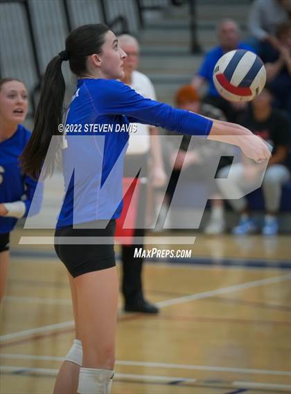 Thumbnail 2 in O'Connor @ Perry (AIA 6A Quarterfinals) photogallery.