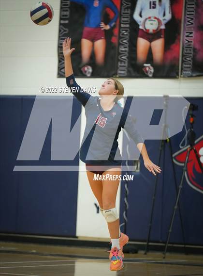 Thumbnail 1 in O'Connor @ Perry (AIA 6A Quarterfinals) photogallery.