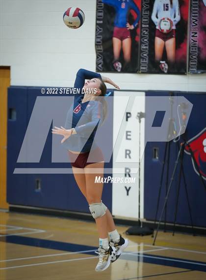 Thumbnail 3 in O'Connor @ Perry (AIA 6A Quarterfinals) photogallery.
