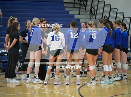 Thumbnail 1 in O'Connor @ Perry (AIA 6A Quarterfinals) photogallery.