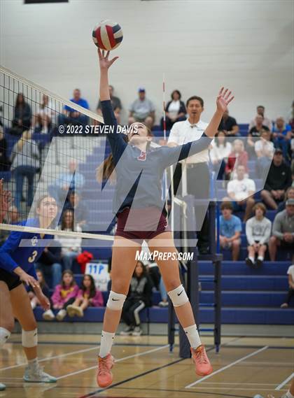 Thumbnail 3 in O'Connor @ Perry (AIA 6A Quarterfinals) photogallery.