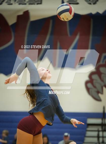 Thumbnail 2 in O'Connor @ Perry (AIA 6A Quarterfinals) photogallery.