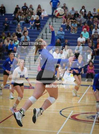 Thumbnail 2 in O'Connor @ Perry (AIA 6A Quarterfinals) photogallery.
