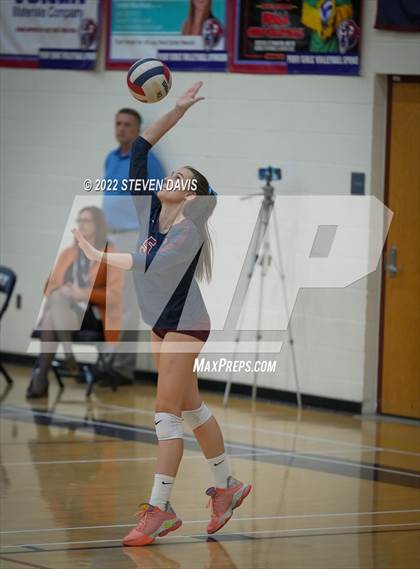 Thumbnail 1 in O'Connor @ Perry (AIA 6A Quarterfinals) photogallery.
