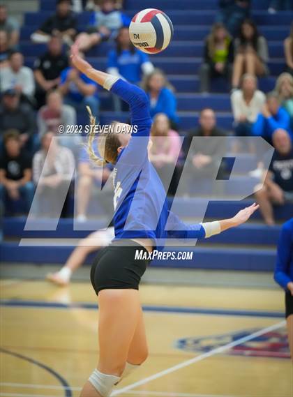 Thumbnail 3 in O'Connor @ Perry (AIA 6A Quarterfinals) photogallery.