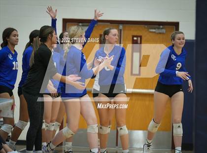 Thumbnail 3 in O'Connor @ Perry (AIA 6A Quarterfinals) photogallery.