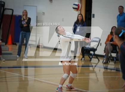 Thumbnail 2 in O'Connor @ Perry (AIA 6A Quarterfinals) photogallery.