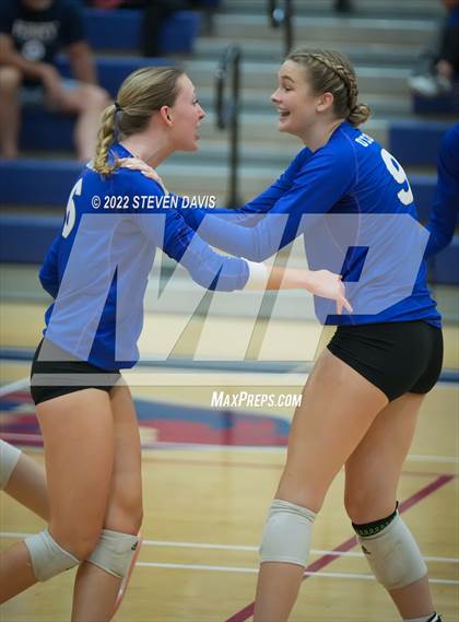 Thumbnail 1 in O'Connor @ Perry (AIA 6A Quarterfinals) photogallery.