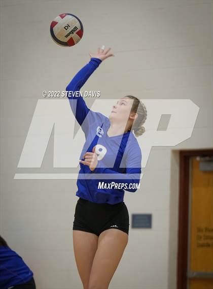 Thumbnail 1 in O'Connor @ Perry (AIA 6A Quarterfinals) photogallery.