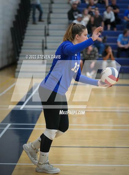 Thumbnail 1 in O'Connor @ Perry (AIA 6A Quarterfinals) photogallery.