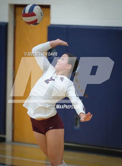 Thumbnail 2 in O'Connor @ Perry (AIA 6A Quarterfinals) photogallery.