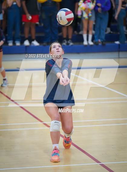 Thumbnail 1 in O'Connor @ Perry (AIA 6A Quarterfinals) photogallery.