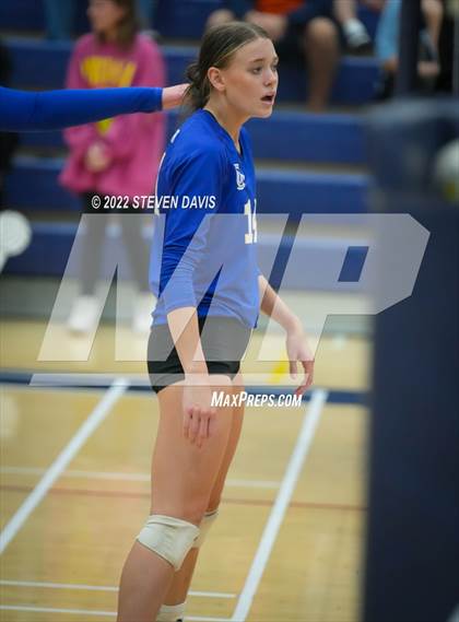 Thumbnail 2 in O'Connor @ Perry (AIA 6A Quarterfinals) photogallery.