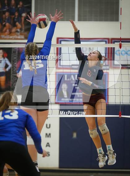 Thumbnail 2 in O'Connor @ Perry (AIA 6A Quarterfinals) photogallery.