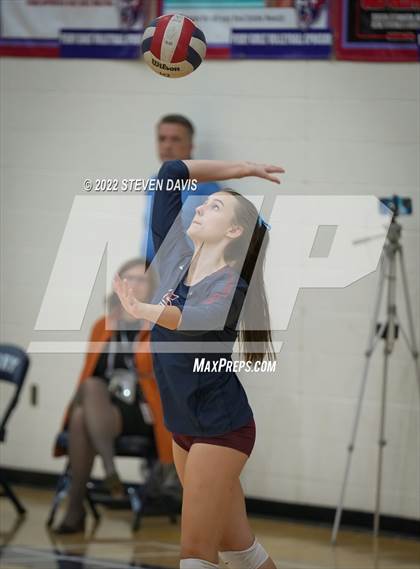 Thumbnail 1 in O'Connor @ Perry (AIA 6A Quarterfinals) photogallery.