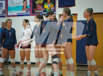 Thumbnail 3 in O'Connor @ Perry (AIA 6A Quarterfinals) photogallery.