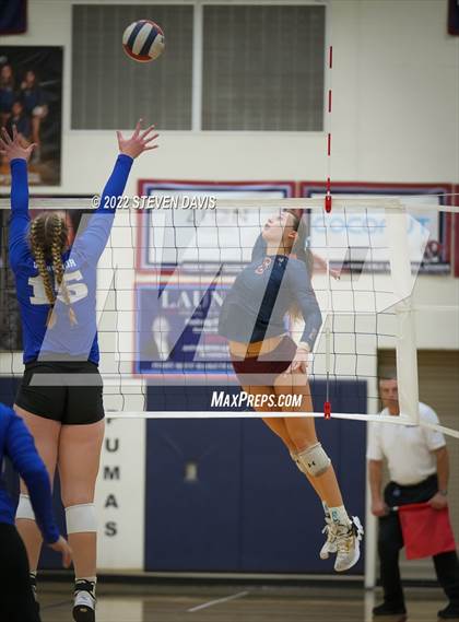 Thumbnail 1 in O'Connor @ Perry (AIA 6A Quarterfinals) photogallery.