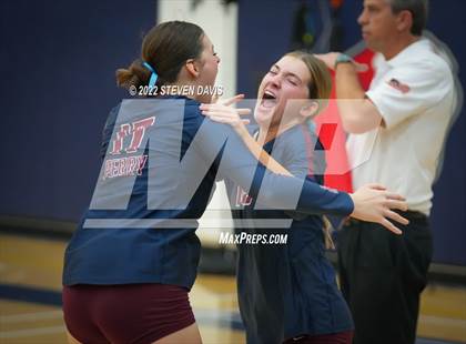 Thumbnail 1 in O'Connor @ Perry (AIA 6A Quarterfinals) photogallery.