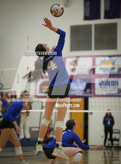 Thumbnail 3 in O'Connor @ Perry (AIA 6A Quarterfinals) photogallery.