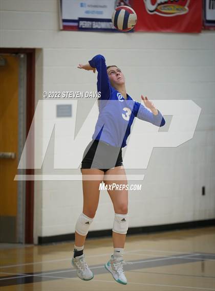 Thumbnail 1 in O'Connor @ Perry (AIA 6A Quarterfinals) photogallery.