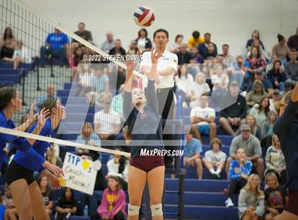 Thumbnail 1 in O'Connor @ Perry (AIA 6A Quarterfinals) photogallery.