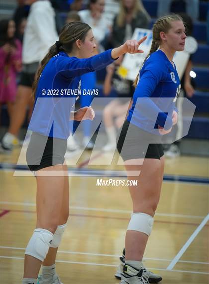 Thumbnail 1 in O'Connor @ Perry (AIA 6A Quarterfinals) photogallery.