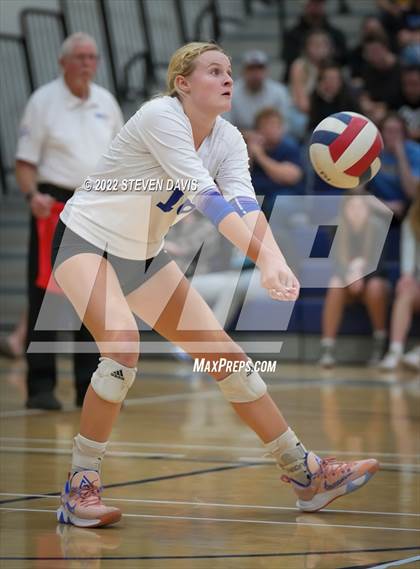 Thumbnail 2 in O'Connor @ Perry (AIA 6A Quarterfinals) photogallery.