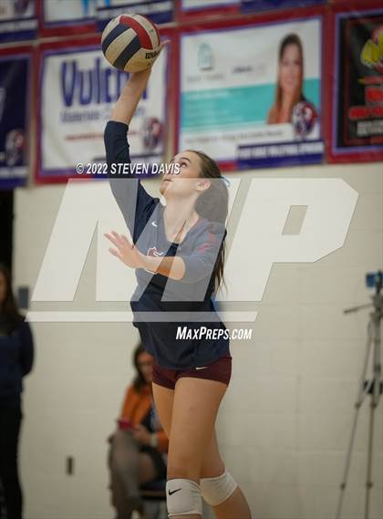Thumbnail 2 in O'Connor @ Perry (AIA 6A Quarterfinals) photogallery.