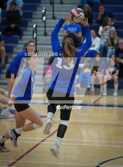 Thumbnail 1 in O'Connor @ Perry (AIA 6A Quarterfinals) photogallery.