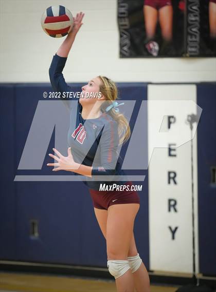 Thumbnail 2 in O'Connor @ Perry (AIA 6A Quarterfinals) photogallery.