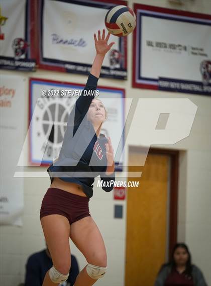 Thumbnail 1 in O'Connor @ Perry (AIA 6A Quarterfinals) photogallery.