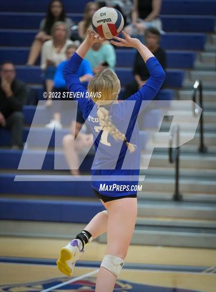 Thumbnail 1 in O'Connor @ Perry (AIA 6A Quarterfinals) photogallery.