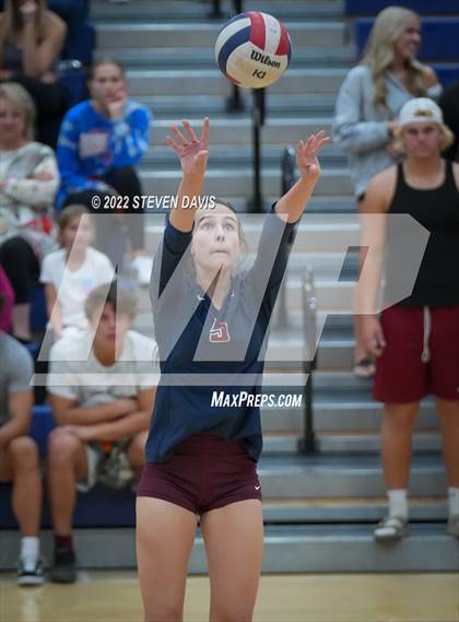 Thumbnail 1 in O'Connor @ Perry (AIA 6A Quarterfinals) photogallery.