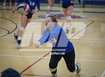Thumbnail 3 in O'Connor @ Perry (AIA 6A Quarterfinals) photogallery.