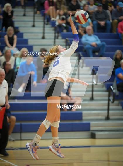Thumbnail 2 in O'Connor @ Perry (AIA 6A Quarterfinals) photogallery.